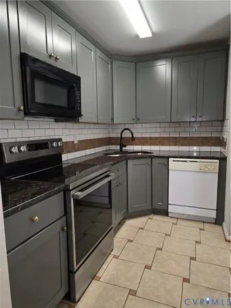 $1,800 | 757 Pleasant Street, Unit 757, Henrico, VA 23075