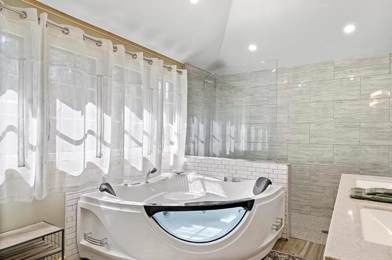5712 Highway 23 Cheboygan, MI 49721 - Photo 12 of 23 Gallery Image 12