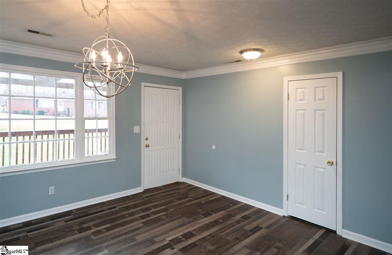 115 Maple Terrace Liberty, SC 29657 - Photo 5 of 32