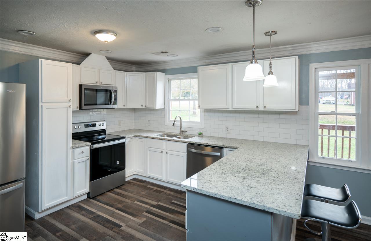 115 Maple Terrace Liberty, SC 29657 - Photo 8 of 32