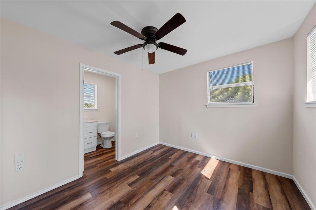 119 Castleman Circle Hewitt, TX 76643 - Photo 21 of 34