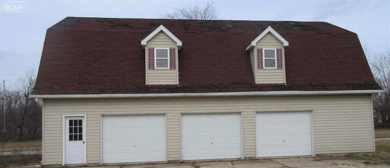 6314 North Webster Road Mount Morris, MI 48458 - Photo 5 of 27 21262957-4.JPG