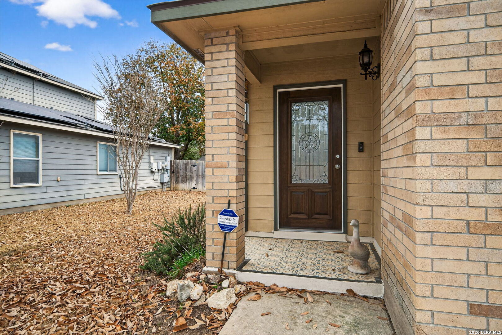 7942 Ruidoso Chase Selma, TX 78154 - Photo 3 of 26 a front view of a house
