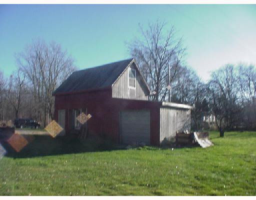 11755 Tuttle Hill Road Milan, MI 48160 - Photo 3 of 10 Photo 3