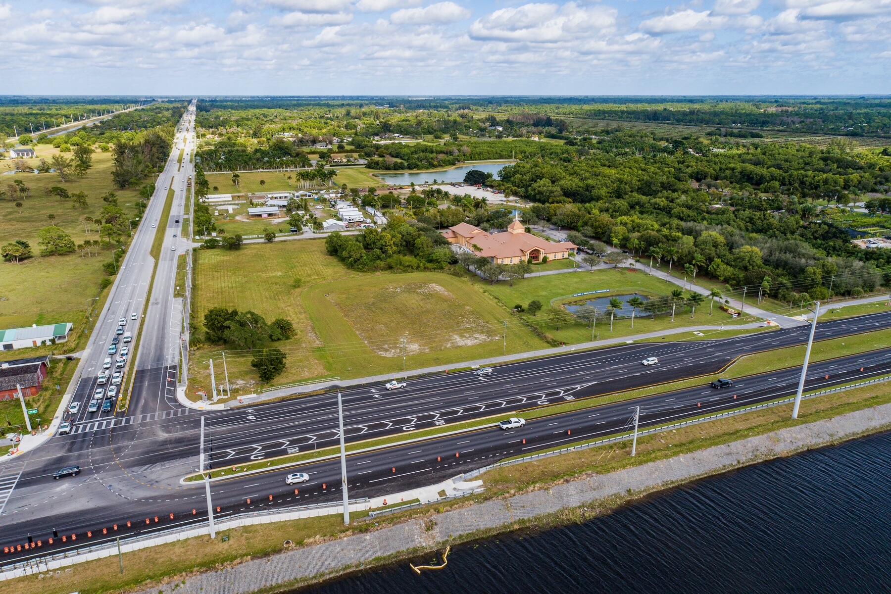 16670 Rembrandt Road Wellington, FL 33470 - Photo 2 of 3 Wellington Corner 2