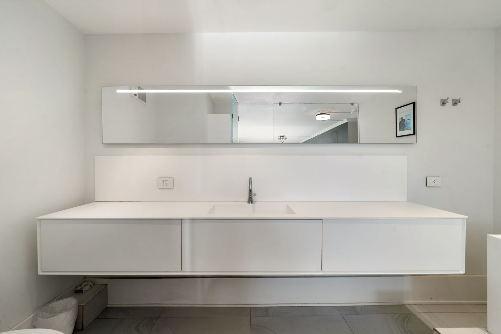 1516 North State Parkway, Unit 5D Chicago, IL 60610 - Photo 20 of 34 a close view of cabinets