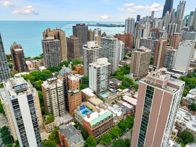 $524,900 | 1516 North State Parkway, Unit 5D, Chicago, IL 60610