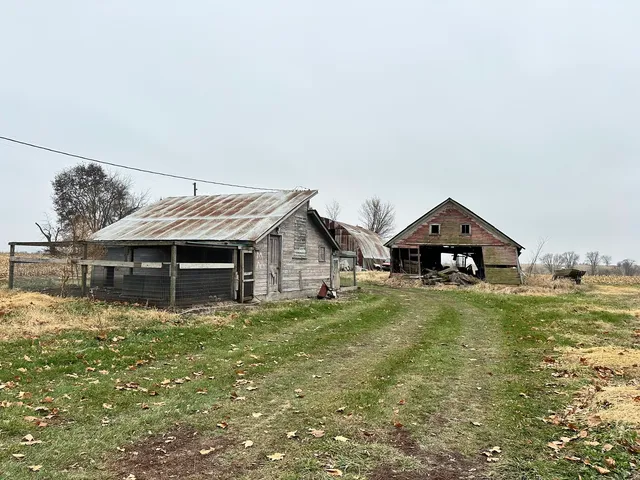 $94,900 | 18683 Malvern Road, Morrison, IL 61270