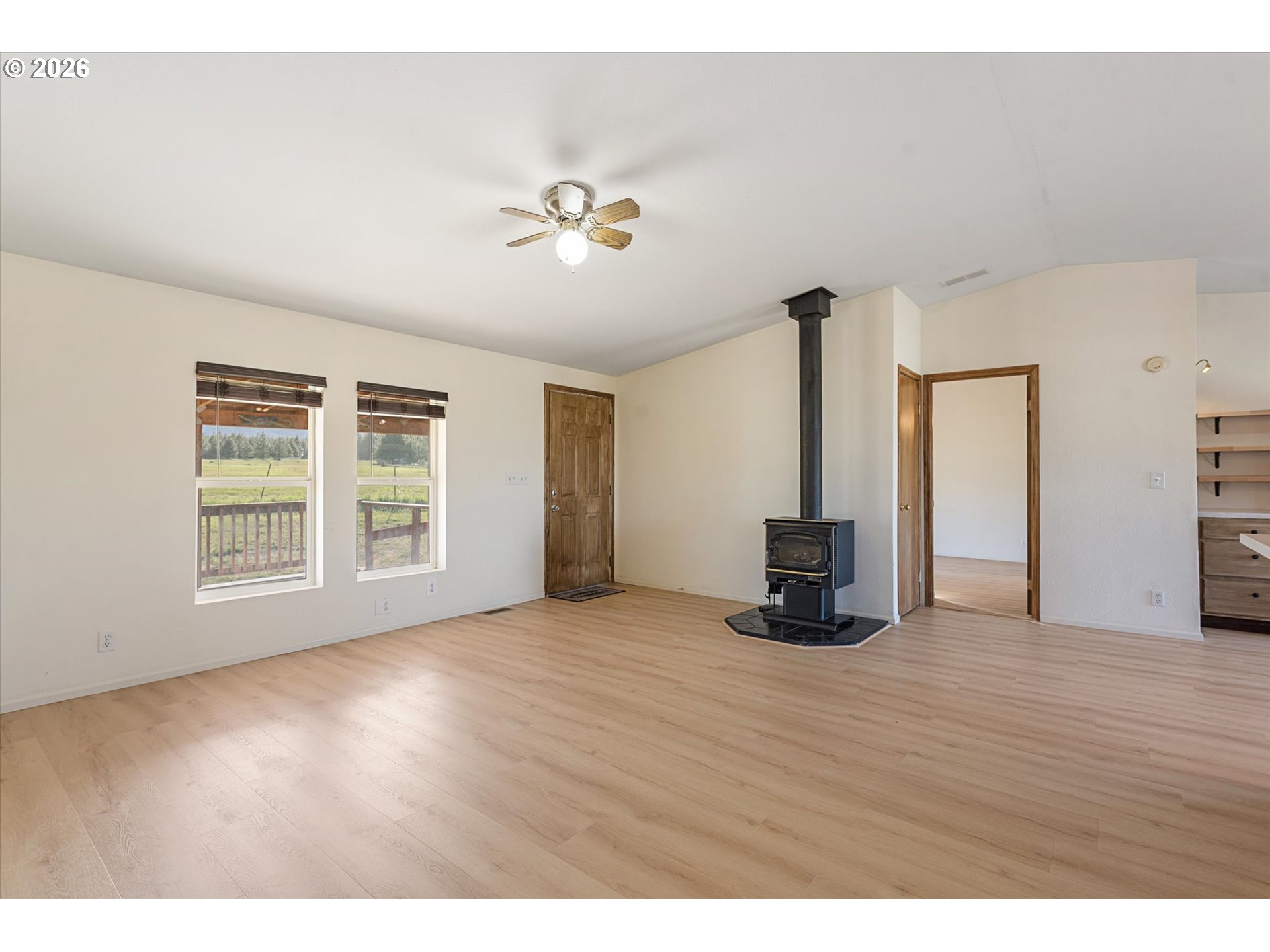 14386 Ben-Dier Road Baker City, OR 97814 - Photo 18 of 42 a view of a livingroom with wooden floor