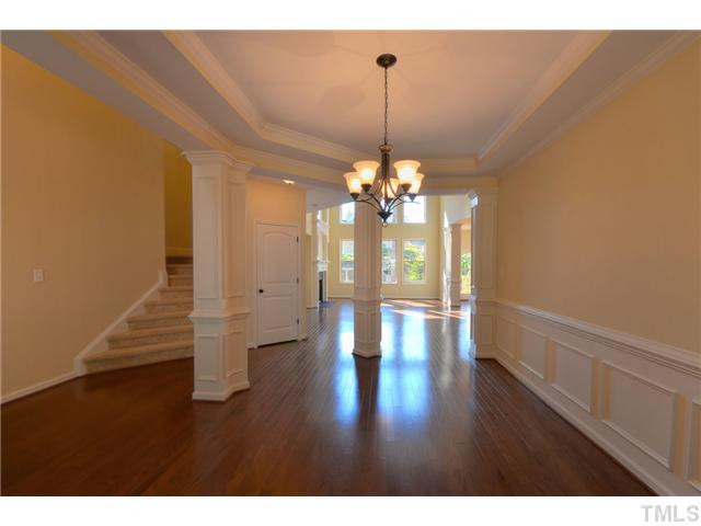 1007 Vino Drive Raleigh, NC 27607 - Photo 9 of 20 Dining Room