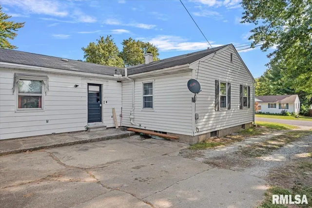 $92,500 | 1509 Hardin Avenue, Jacksonville, IL 62650