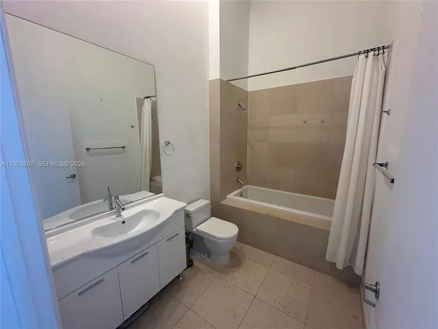$2,700 | 475 Brickell Avenue, Unit 4110, Miami, FL 33131