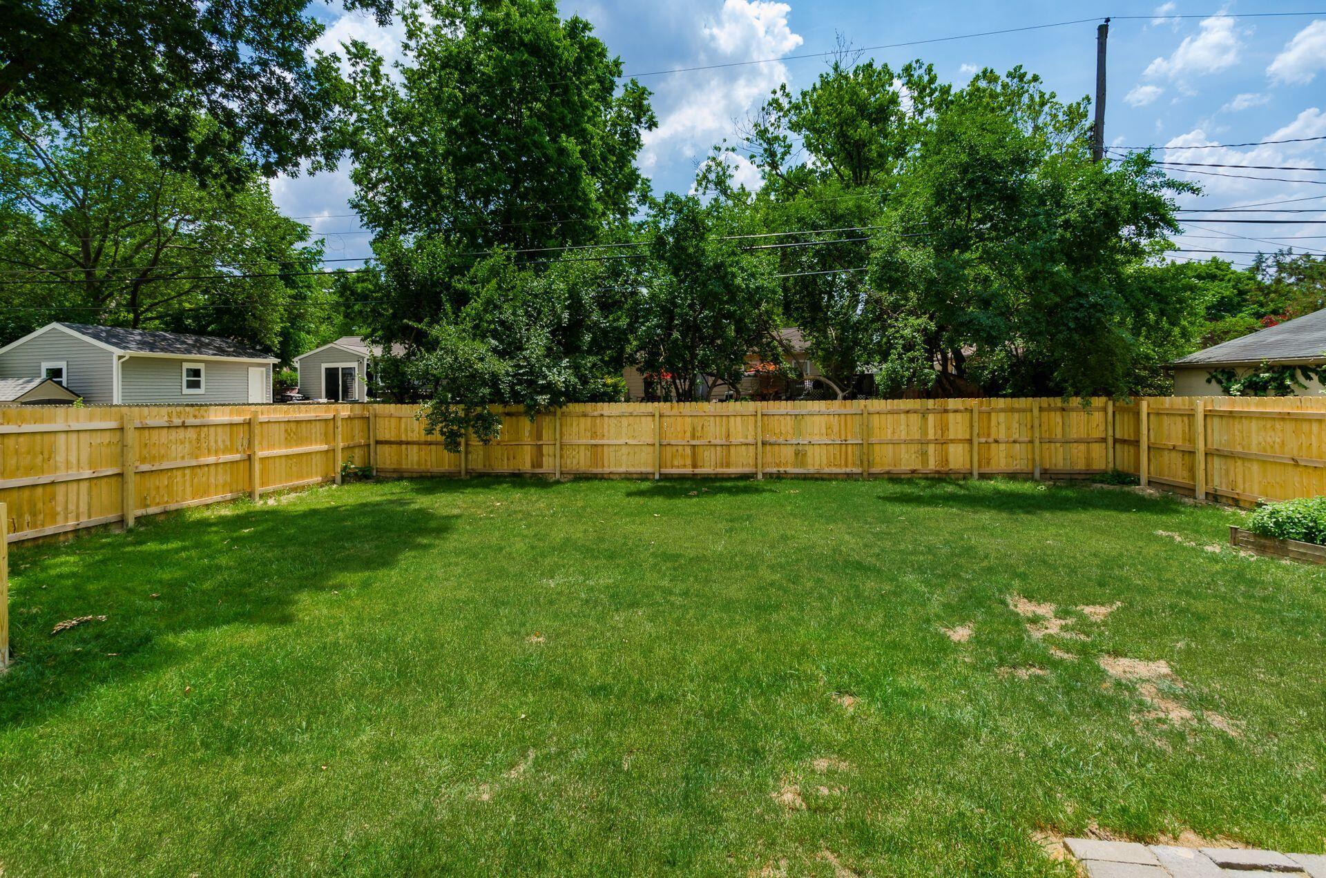 2643 Shrewsbury Road Columbus, OH 43221 - Photo 18 of 20 Fully fenced yard