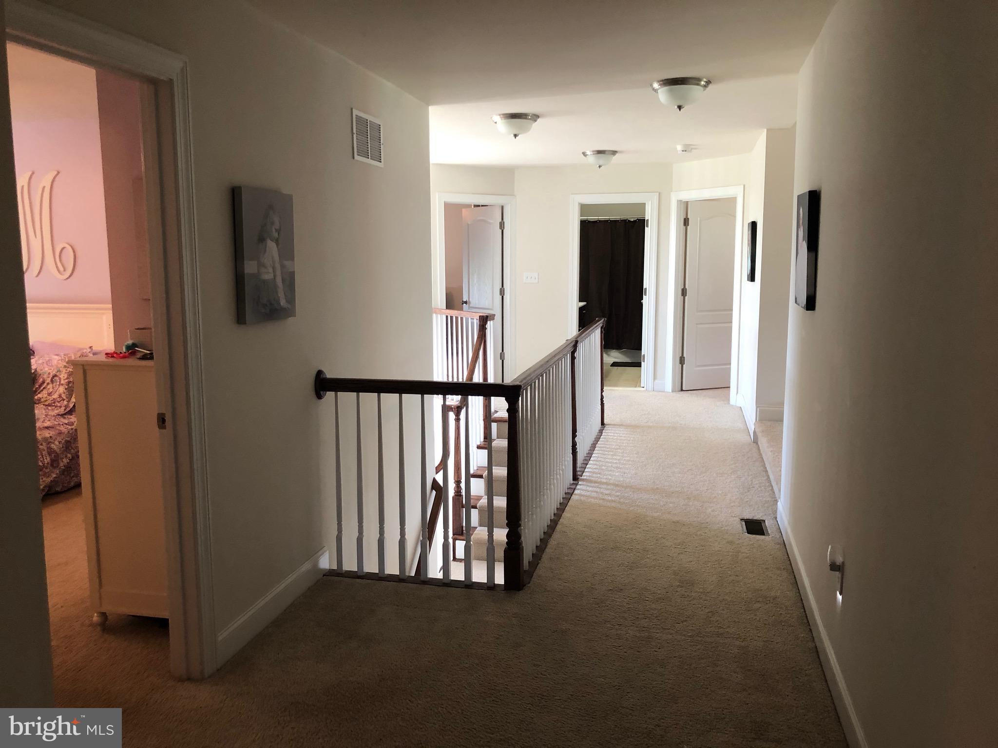 372 Old York Road Hamilton, NJ 08620 - Photo 42 of 51 Upstairs Hallway