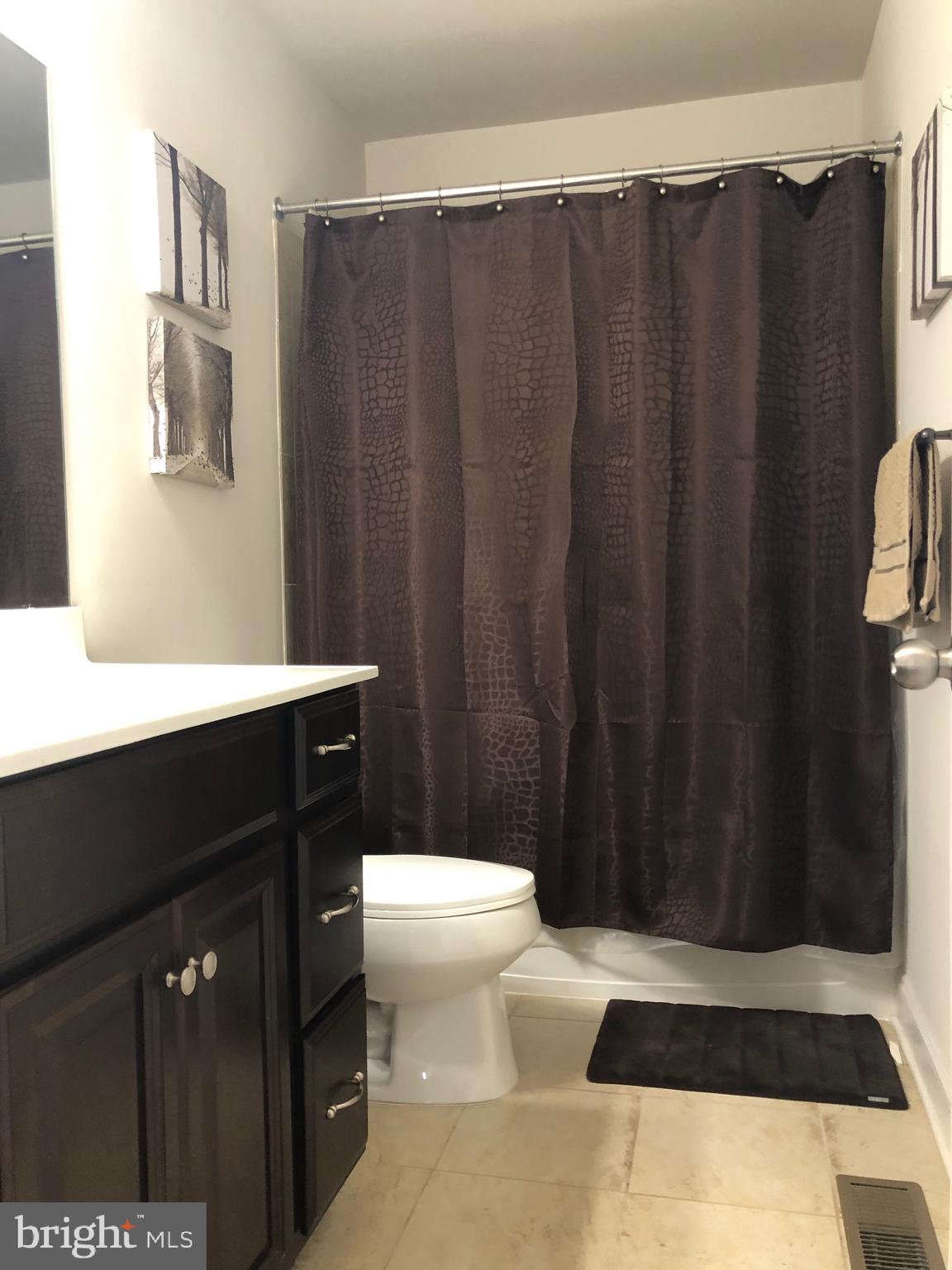 372 Old York Road Hamilton, NJ 08620 - Photo 47 of 51 Hall Bath