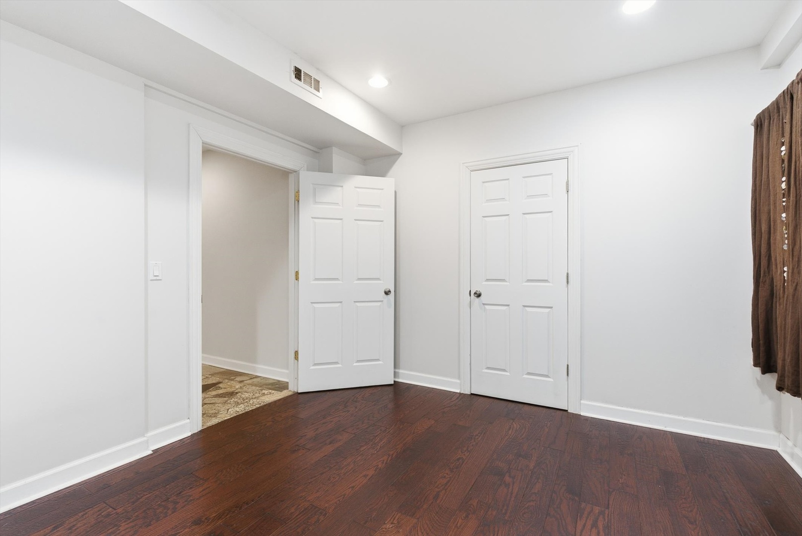 395 Scott Street Elmhurst, IL 60126 - Photo 23 of 39