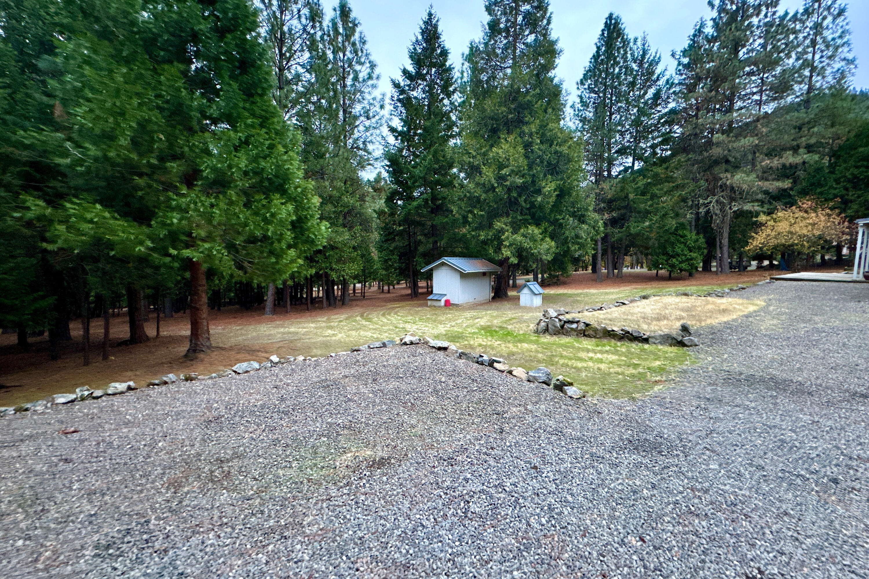 1969 Holcomb Springs Road Gold Hill, OR 97525 - Photo 44 of 46 IMG_0414