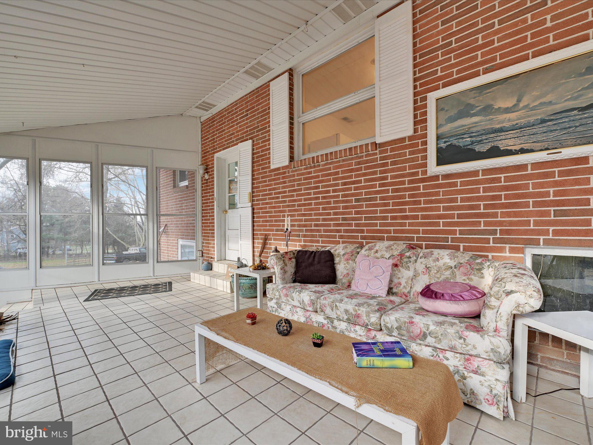 1236 Locust Grove Road Middletown, PA 17057 - Photo 16 of 27 Gallery Image 16