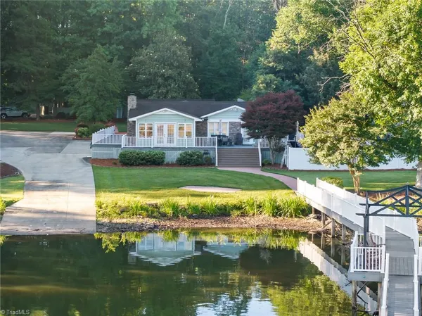 $995,000 | 851 Holloway Church Road, Lexington, NC 27292