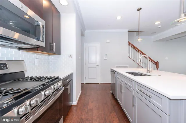 $2,500 | 5059 Small Gains Way, Unit 5059, Frederick, MD 21703