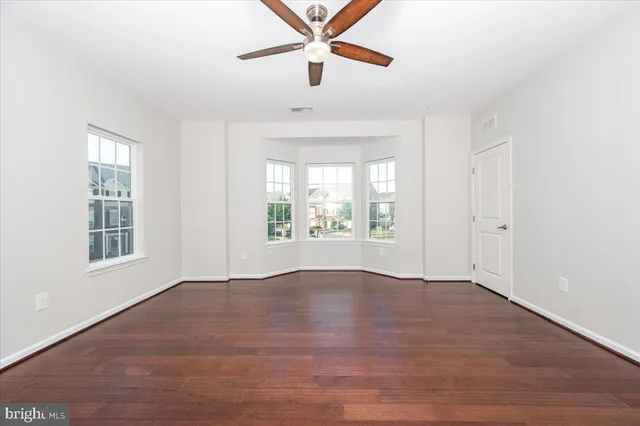 $2,500 | 5059 Small Gains Way, Unit 5059, Frederick, MD 21703