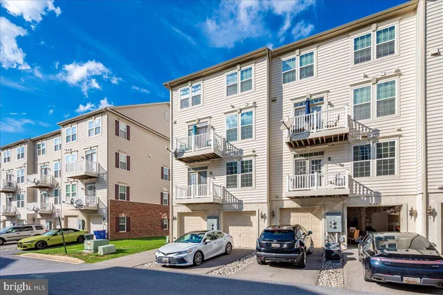$2,500 | 5059 Small Gains Way, Unit 5059, Frederick, MD 21703
