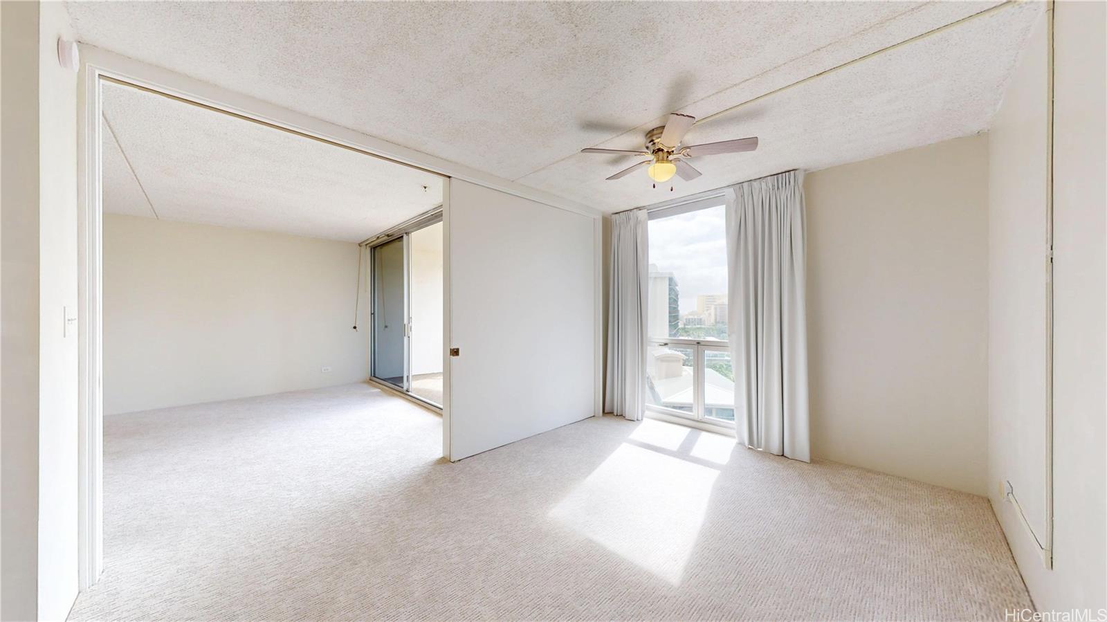 469 Ena Road, Unit 1508 Honolulu, HI 96815 - Photo 5 of 25