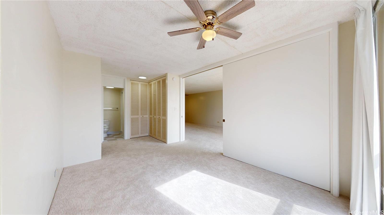 469 Ena Road, Unit 1508 Honolulu, HI 96815 - Photo 6 of 25