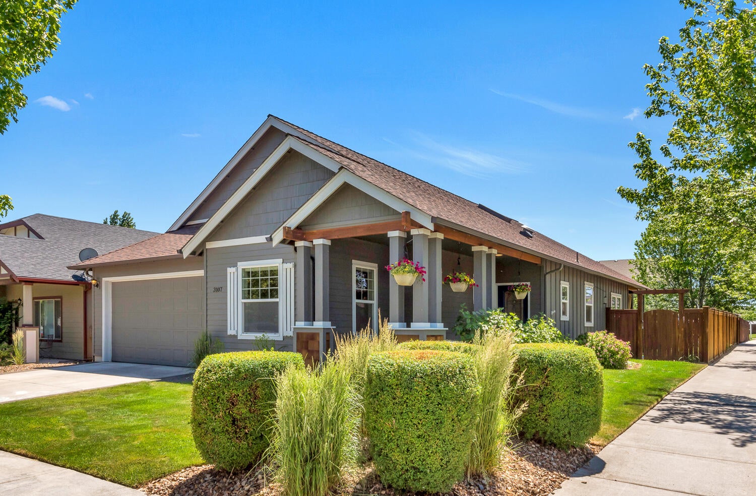 3107 Yellow Ribbon Drive Bend, OR 97701 - Photo 2 of 24 2 NEW