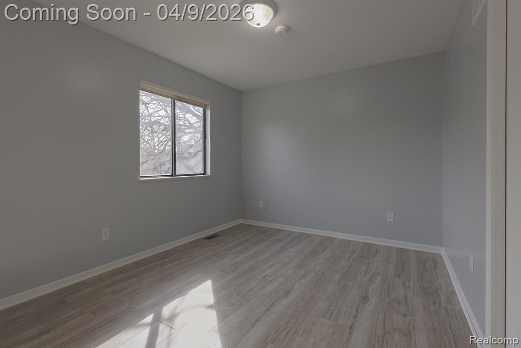 1654 River View Drive Rochester, MI 48309 - Photo 17 of 25