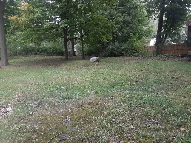 $120,000 | 30326 Pipers Lane, Farmington, MI 48334