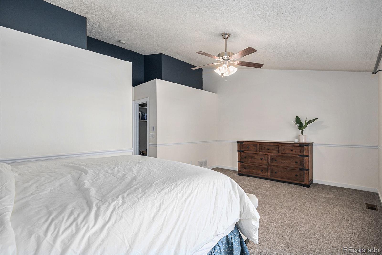 5821 South Quatar Circle Centennial, CO 80015 - Photo 20 of 34