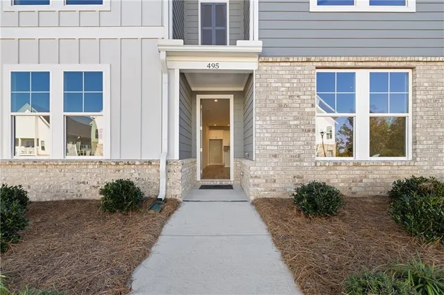 $309,900 | 495 Crown Drive, Emerson, GA 30137