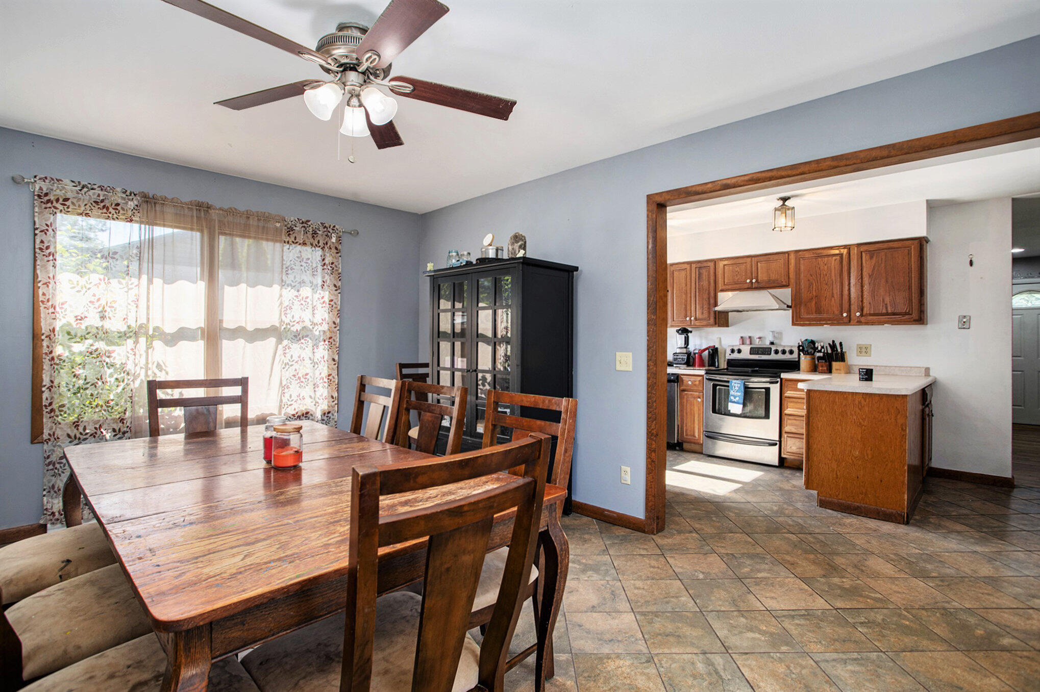2928 Romence Road Portage, MI 49024 - Photo 8 of 26 008_90a5244