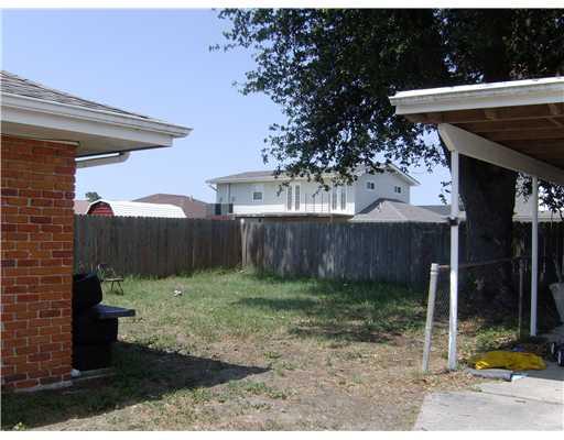 7331 Crestmont Road New Orleans, LA 70126 - Photo 5 of 8 Gallery Image 5