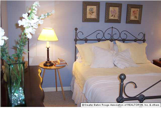 3945 Country View Drive Baton Rouge, LA 70817 - Photo 7 of 11 Gallery Image 7