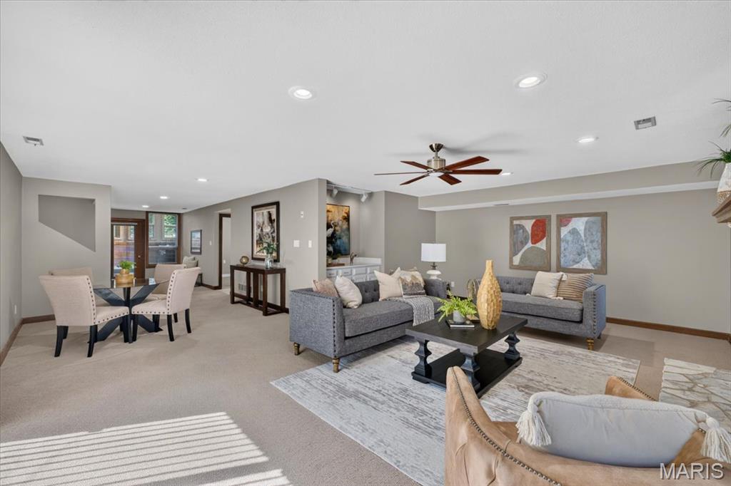 11441 Ladue Road St. Louis, MO 63141 - Photo 26 of 74 Gallery Image 26