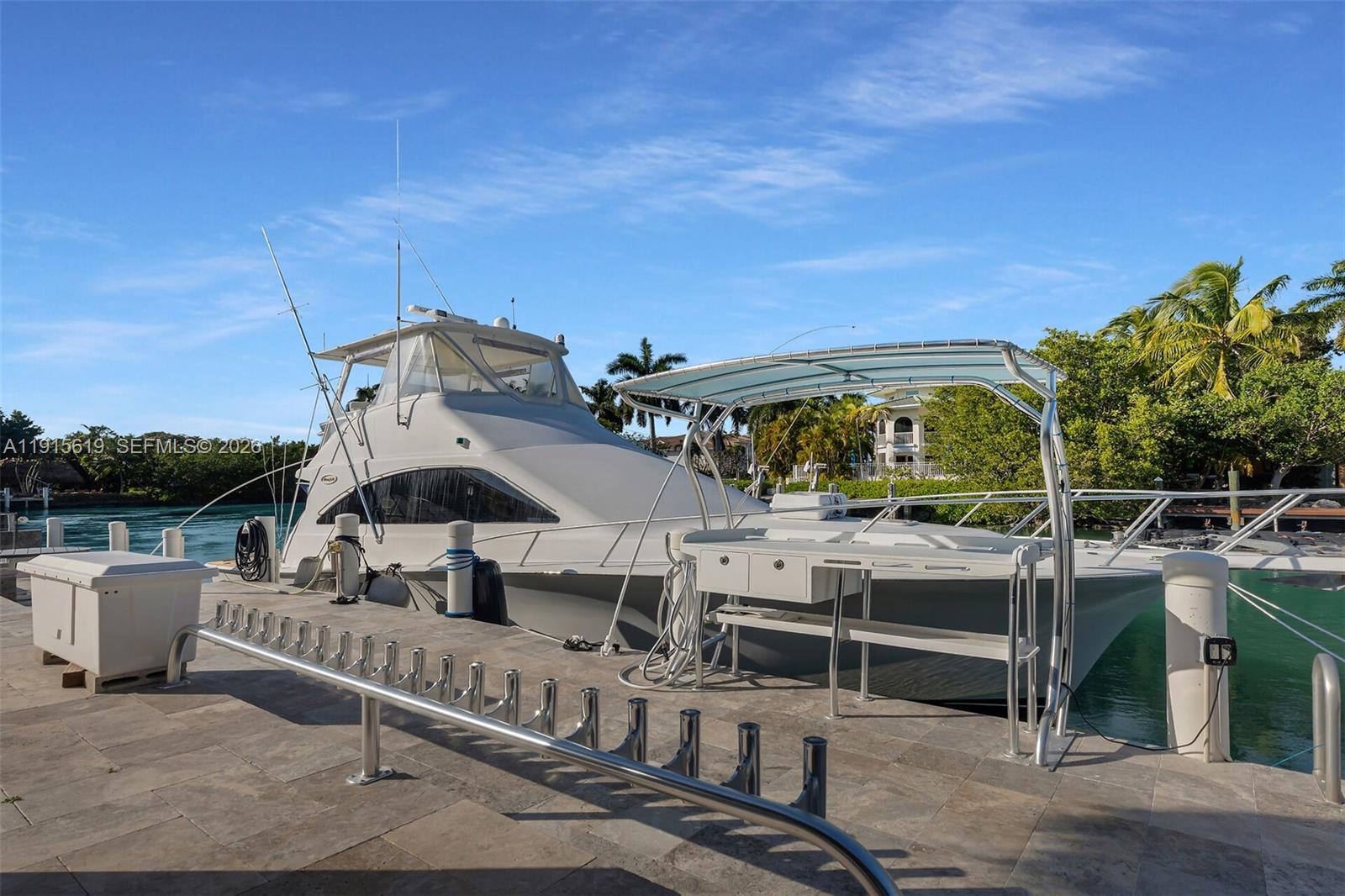 232 West Seaview Drive Marathon, FL 33050 - Photo 52 of 72 a view of a terrace with sitting area