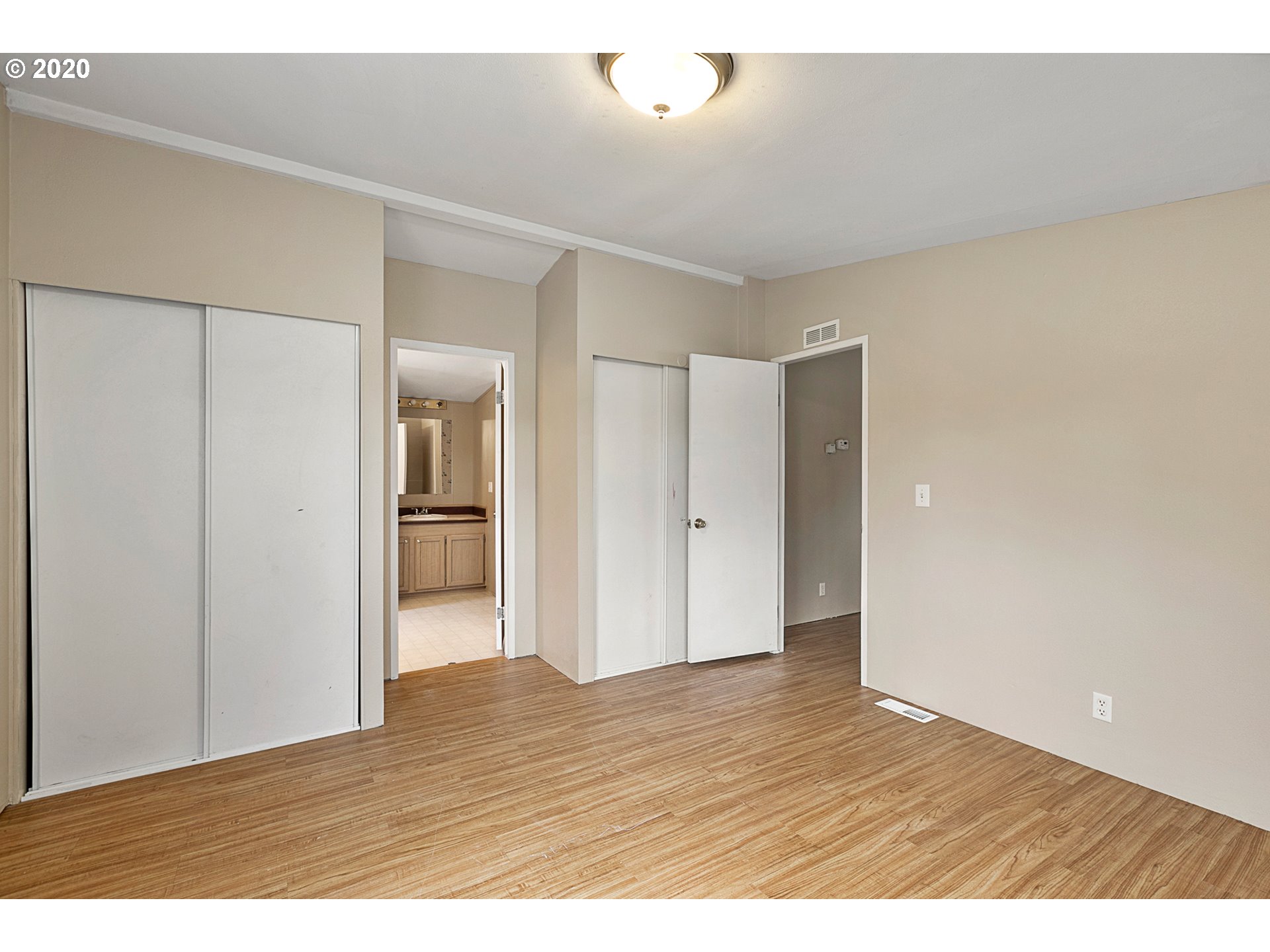 4240 Southeast Umatilla Loop Prineville, OR 97754 - Photo 8 of 24