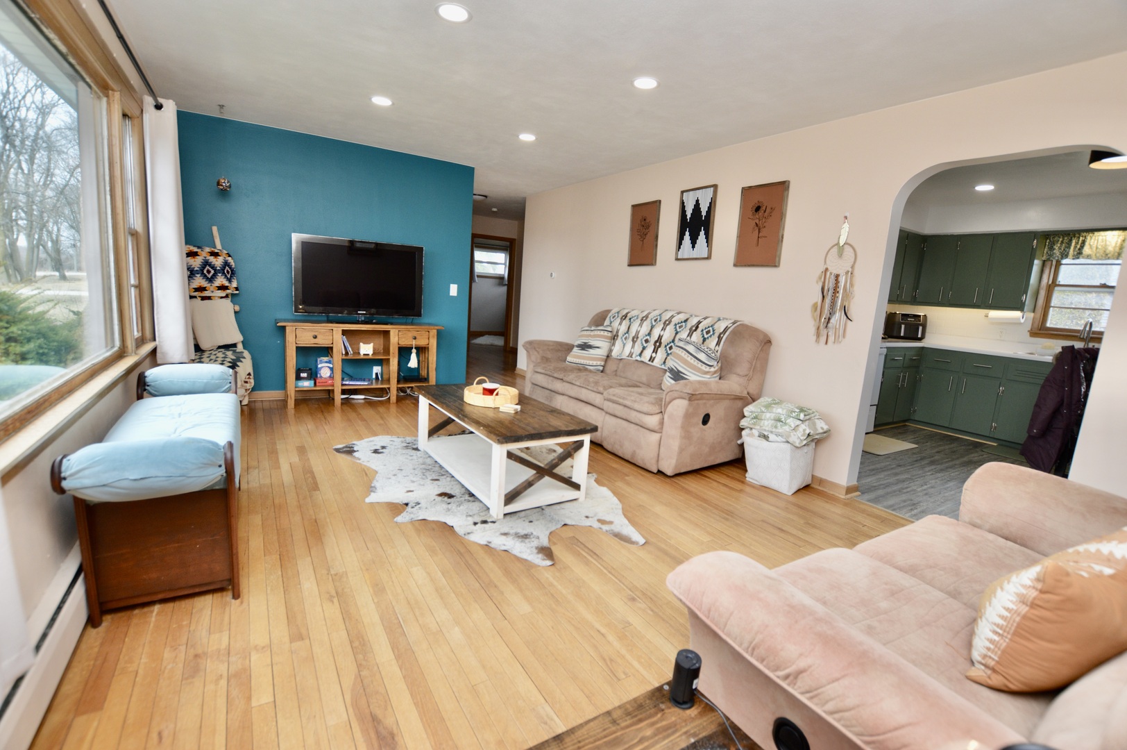 12310 Price Road Hebron, IL 60034 - Photo 7 of 20 a living room with furniture and a flat screen tv