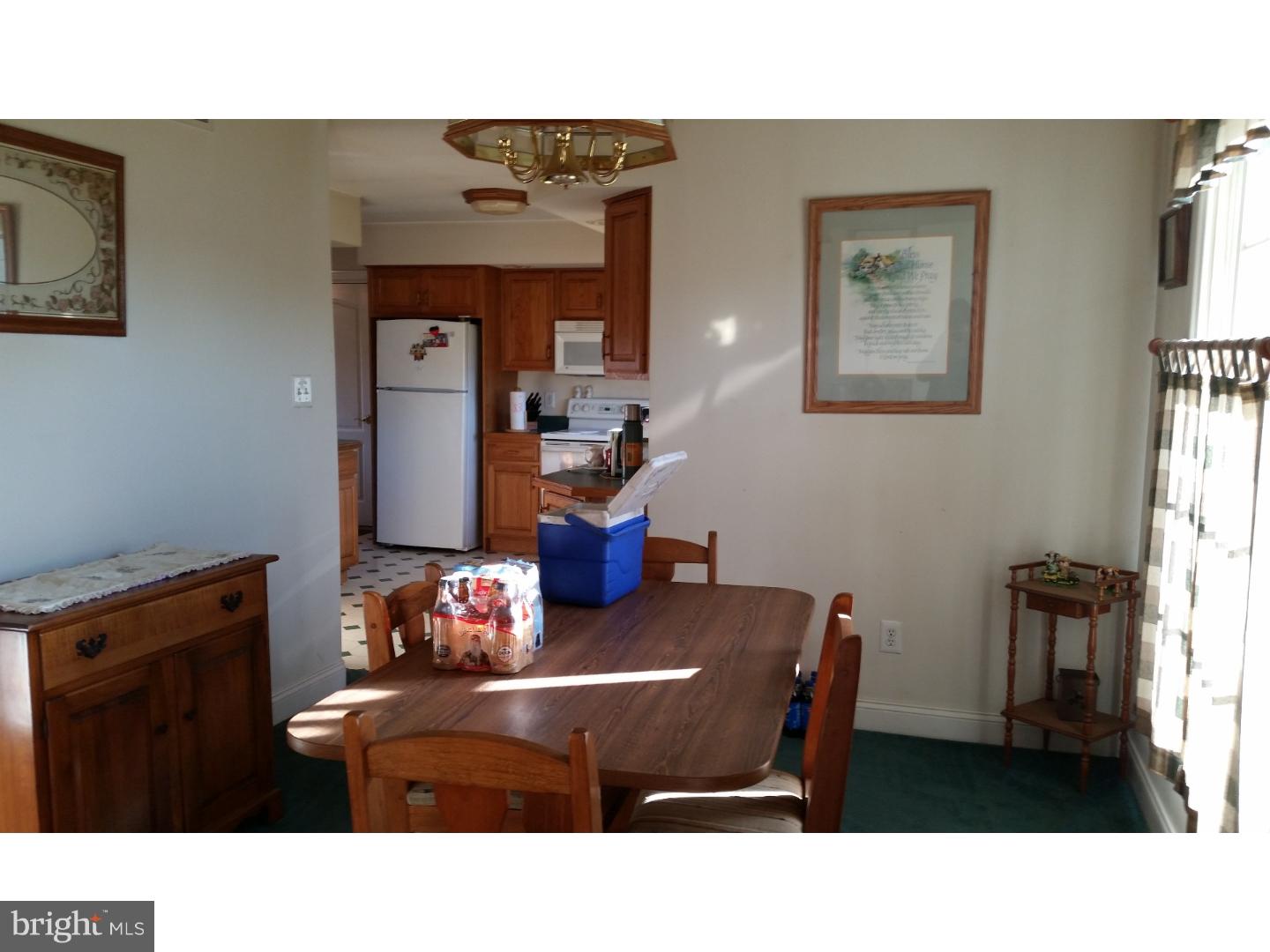 98 New Freedom Road Monroeville, NJ 08343 - Photo 8 of 17 Dining Room