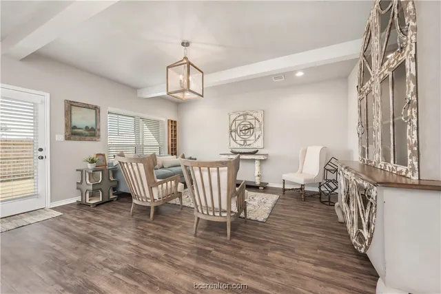 $409,900 | 547 Hayes Lane, College Station, TX 77845