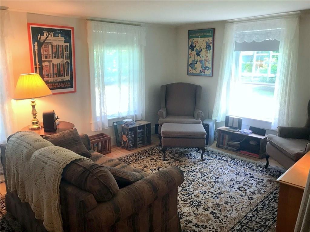 109 Old Port Road Kennebunk, ME 04043 - Photo 16 of 25 Living Room
