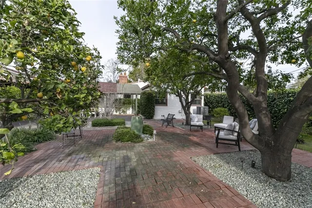 $2,295,000 | 233 North Sparks Street, Burbank, CA 91506