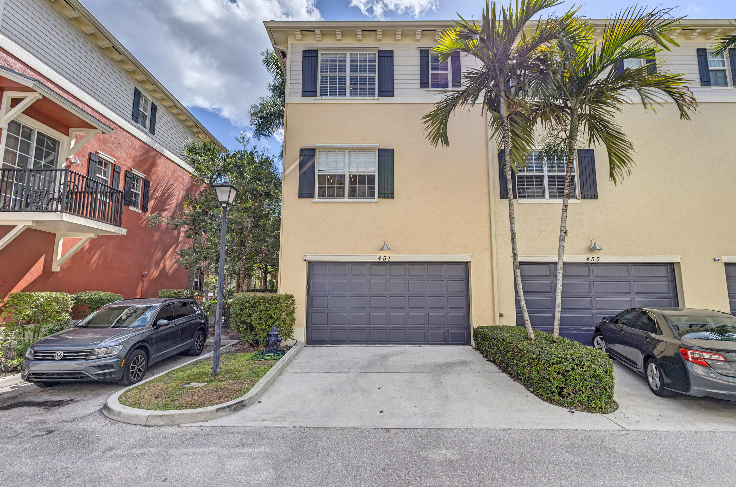 451 School House Road Jupiter, FL 33458 - Photo 5 of 56 11_5d1a8989js-1