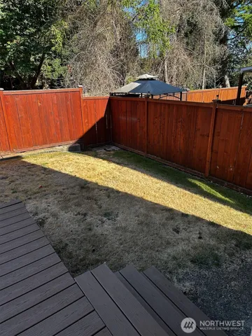 $3,300 | 19352 114th Place Southeast, Kent, WA 98031