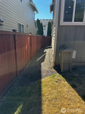 $3,300 | 19352 114th Place Southeast, Kent, WA 98031