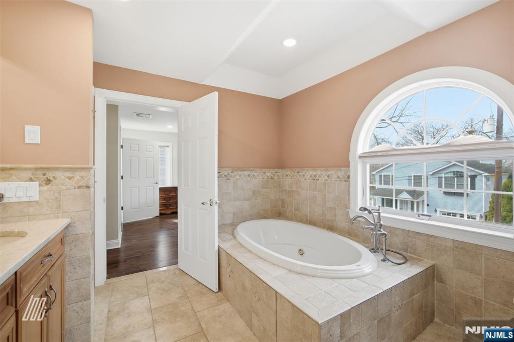 91 Forest Street Closter, NJ 07624 - Photo 22 of 46