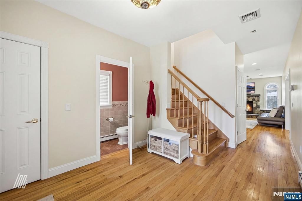 91 Forest Street Closter, NJ 07624 - Photo 5 of 46