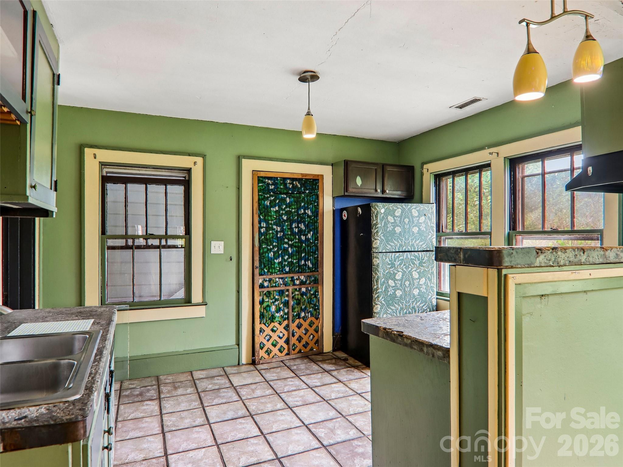 513 Fairview Road Asheville, NC 28803 - Photo 13 of 46 Gallery Image 13